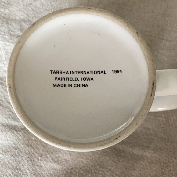 Vintage 1994 Holiday mug, Tarsha International. - Picture 5 of 8